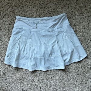White Lululemon tennis skirt size 6